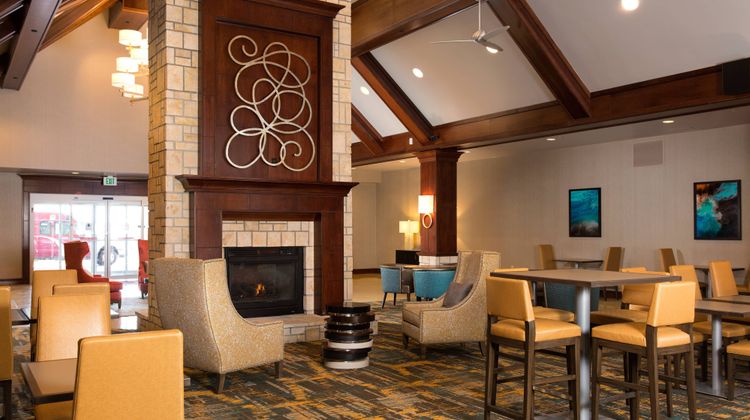 Residence Inn Kansas City Airport Exterior