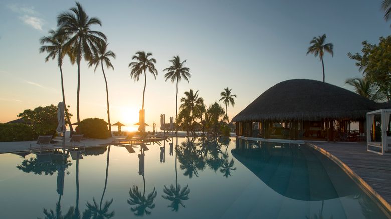 <b>Constance Halaveli Resort Maldives Pool</b>. Images powered by <a href="https://www.leonardoworldwide.com/" title="Leonardo Worldwide" target="_blank">Leonardo</a>.