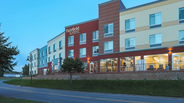 <b>Fairfield Inn & Suites Marquette Exterior</b>. Images powered by <a href="https://www.leonardoworldwide.com/" title="Leonardo Worldwide" target="_blank">Leonardo</a>.