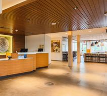 Fairfield Inn & Suites Marquette Lobby