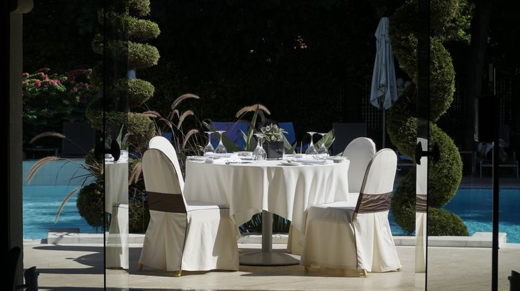 Rodos Park Suites Hotel Pool