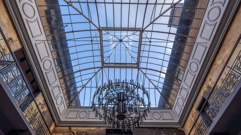 <b>Oatlands Park Hotel Lobby</b>. Images powered by <a href="https://www.leonardoworldwide.com/" title="Leonardo Worldwide" target="_blank">Leonardo</a>.