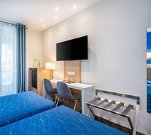 Hotel Terminus Montparnasse Room
