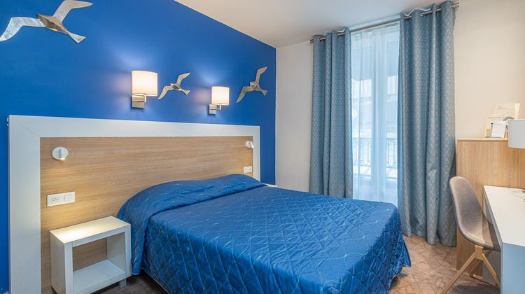 Hotel Terminus Montparnasse Room