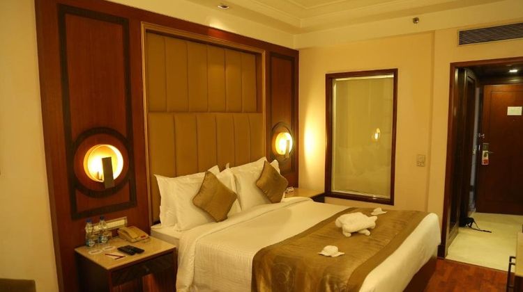 The Acura BMK Room