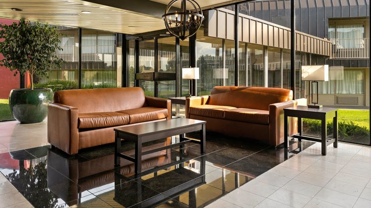 Red Roof Inn Reading Lobby