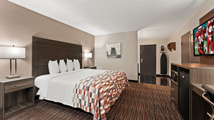 Red Roof Inn Reading Room