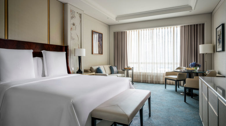 <b>Four Seasons Hotel Macao at Cotai Strip Room</b>. Images powered by <a href="https://www.leonardoworldwide.com/" title="Leonardo Worldwide" target="_blank">Leonardo</a>.