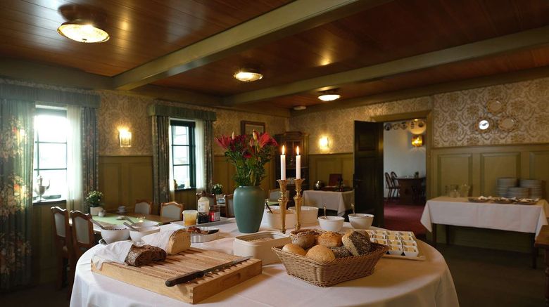 <b>St Binderup Kro Restaurant</b>. Images powered by <a href="https://www.leonardoworldwide.com/" title="Leonardo Worldwide" target="_blank">Leonardo</a>.