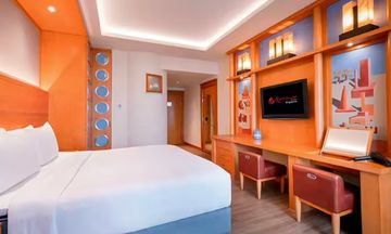 Michael Hotel