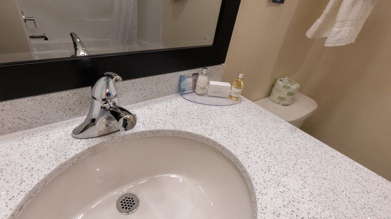 <b>Cobblestone Inn & Suites Room</b>. Images powered by <a href="https://www.leonardoworldwide.com/" title="Leonardo Worldwide" target="_blank">Leonardo</a>.