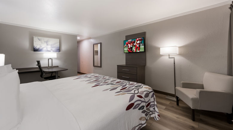 <b>Red Roof Inn Madisonville Room</b>. Images powered by <a href="https://www.leonardoworldwide.com/" title="Leonardo Worldwide" target="_blank">Leonardo</a>.