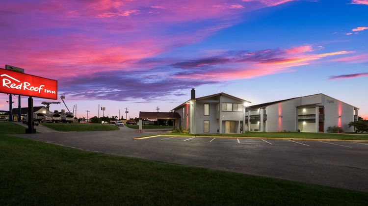 Red Roof Inn Madisonville Exterior