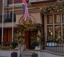 Capital Hotel, Apartments & Townhouse Exterior