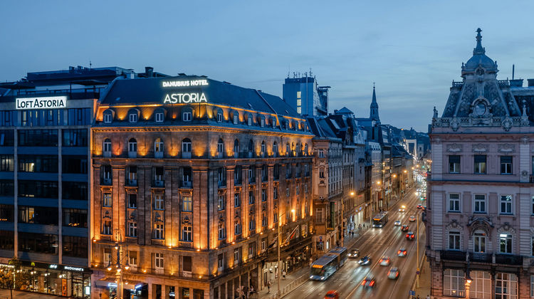 Danubius Hotel Astoria City Center Exterior