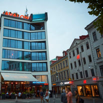 Avalon Hotel