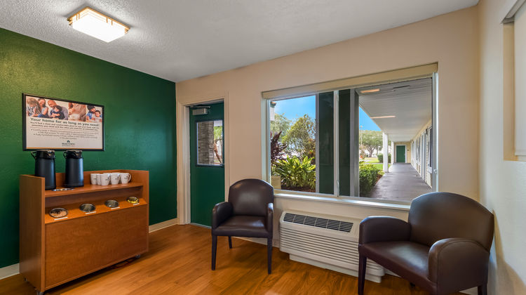 HomeTowne Studios Orlando - UCF Area Other