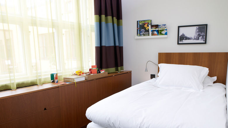 <b>Avalon Hotel Room</b>. Images powered by <a href="https://www.leonardoworldwide.com/" title="Leonardo Worldwide" target="_blank">Leonardo</a>.