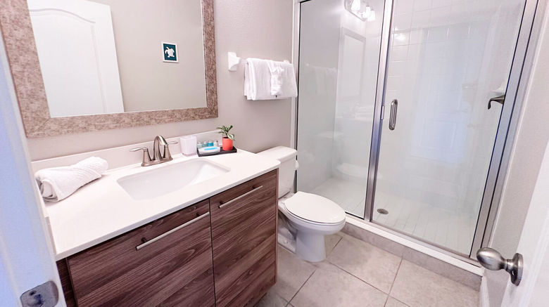 <b>Balmoral Resort Room</b>. Images powered by <a href="https://www.leonardoworldwide.com/" title="Leonardo Worldwide" target="_blank">Leonardo</a>.