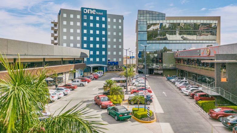 <b>One Leon Poliforum Exterior</b>. Images powered by <a href="https://www.leonardoworldwide.com/" title="Leonardo Worldwide" target="_blank">Leonardo</a>.