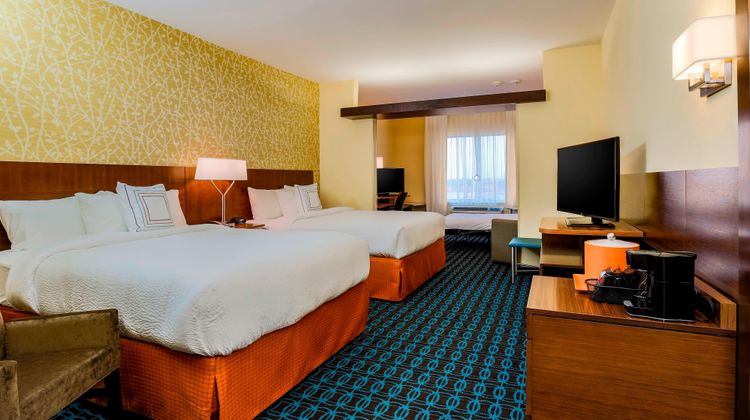 Fairfield Inn & Suites Snyder Suite