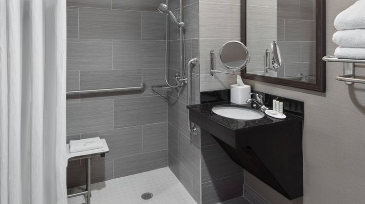 Fairfield Inn & Suites NY Staten Island Room