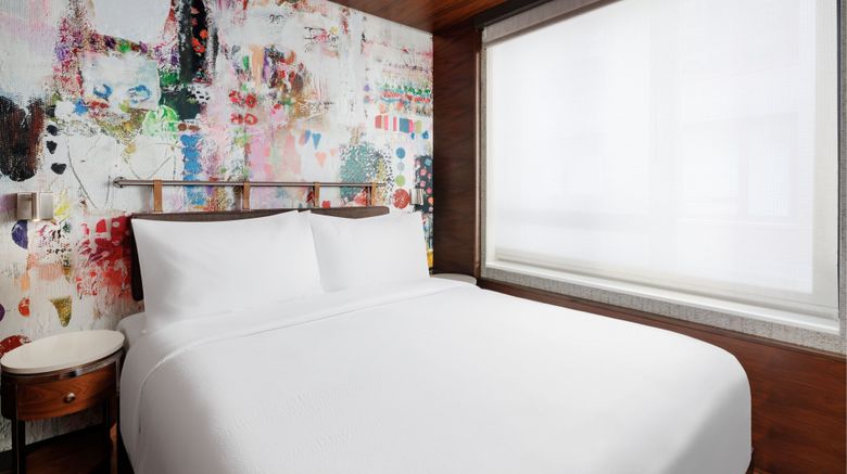 <b>SpringHill Suites NYC/Times Square South Suite</b>. Images powered by <a href="https://www.leonardoworldwide.com/" title="Leonardo Worldwide" target="_blank">Leonardo</a>.