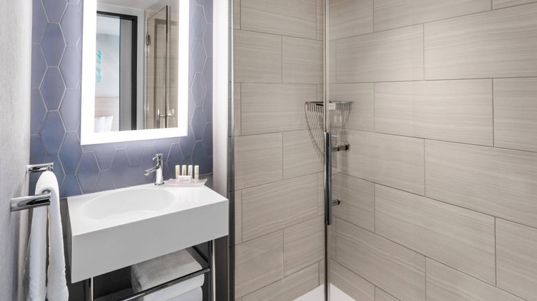 <b>SpringHill Suites NYC/Times Square South Room</b>. Images powered by <a href="https://www.leonardoworldwide.com/" title="Leonardo Worldwide" target="_blank">Leonardo</a>.
