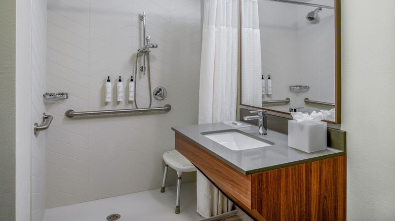<b>Fairfield Inn & Suites Portland Brunswic Room</b>. Images powered by <a href="https://www.leonardoworldwide.com/" title="Leonardo Worldwide" target="_blank">Leonardo</a>.