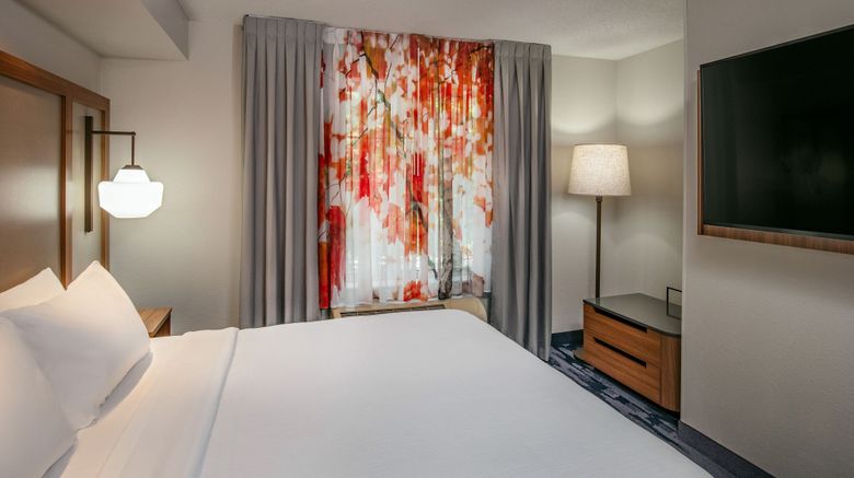 <b>Fairfield Inn & Suites Portland Brunswic Room</b>. Images powered by <a href="https://www.leonardoworldwide.com/" title="Leonardo Worldwide" target="_blank">Leonardo</a>.