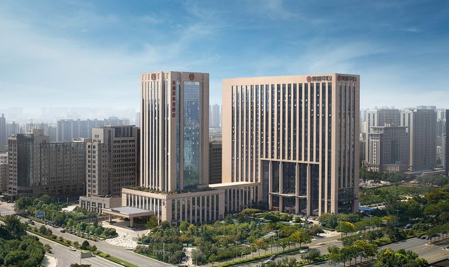 Sheraton Grand Zhengzhou Hotel Exterior