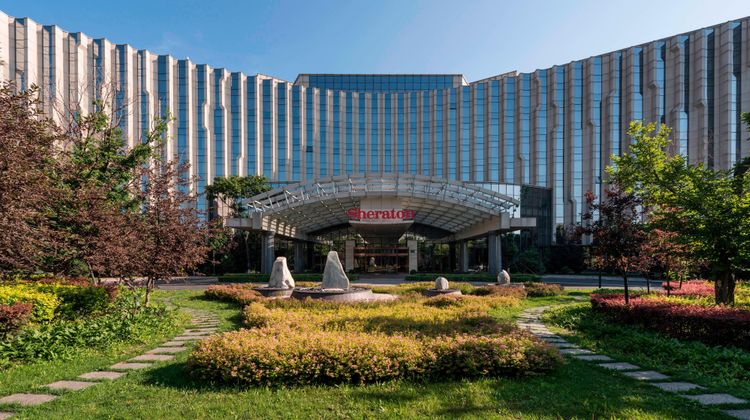 Sheraton Changchun Jingyuetan Hotel Exterior