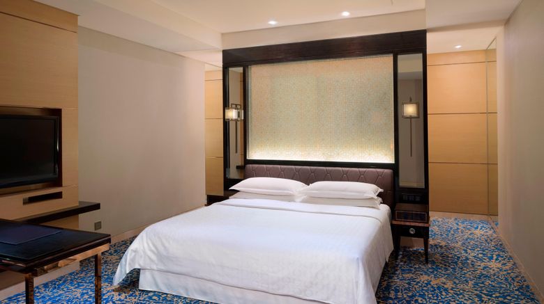 <b>Sheraton Changchun Jingyuetan Hotel Room</b>. Images powered by <a href="https://www.leonardoworldwide.com/" title="Leonardo Worldwide" target="_blank">Leonardo</a>.
