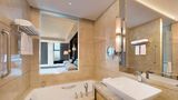 Sheraton Changchun Jingyuetan Hotel Room