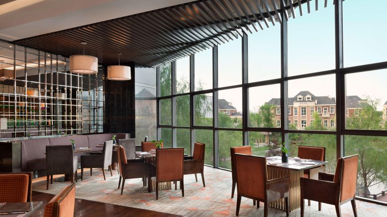 <b>Sheraton Changchun Jingyuetan Hotel Restaurant</b>. Images powered by <a href="https://www.leonardoworldwide.com/" title="Leonardo Worldwide" target="_blank">Leonardo</a>.
