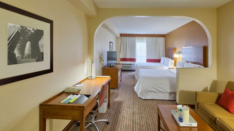 <b>Four Points Sheraton Charlotte Pineville Room</b>. Images powered by <a href="https://www.leonardoworldwide.com/" title="Leonardo Worldwide" target="_blank">Leonardo</a>.