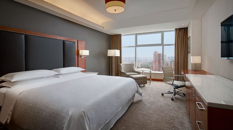 Sheraton Changsha Hotel Room