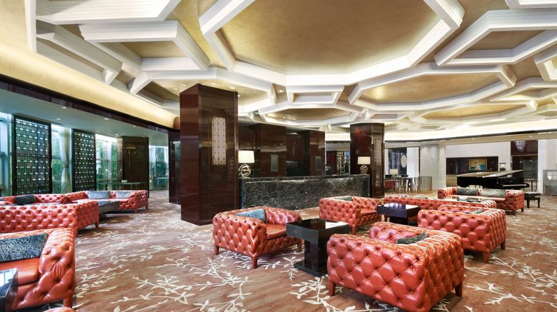 <b>Sheraton Shanghai Waigaoqiao Hotel Lobby</b>. Images powered by <a href="https://www.leonardoworldwide.com/" title="Leonardo Worldwide" target="_blank">Leonardo</a>.