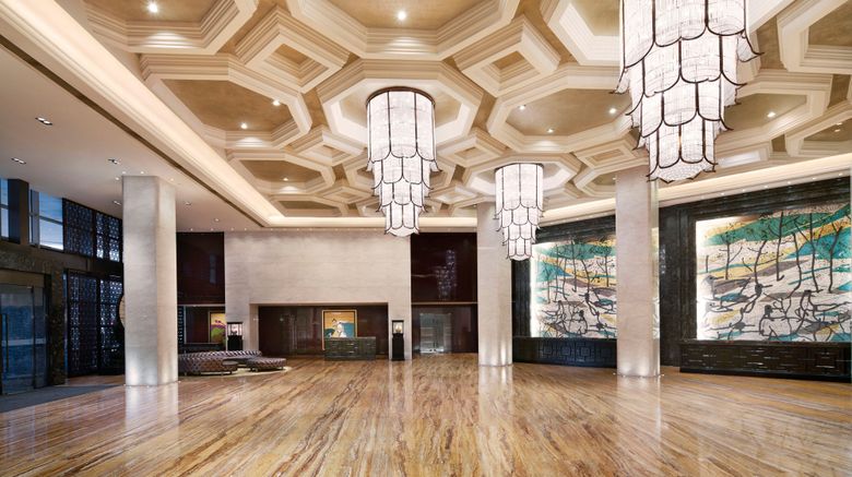 <b>Sheraton Shanghai Waigaoqiao Hotel Lobby</b>. Images powered by <a href="https://www.leonardoworldwide.com/" title="Leonardo Worldwide" target="_blank">Leonardo</a>.
