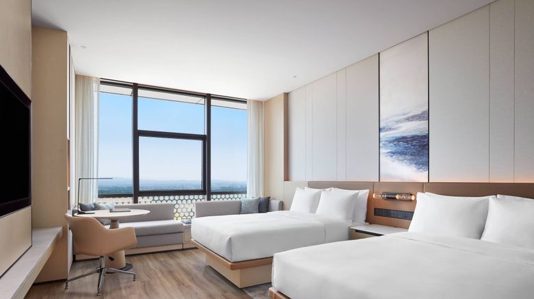 <b>Courtyard by Marriott Qinhuangdao Room</b>. Images powered by <a href="https://www.leonardoworldwide.com/" title="Leonardo Worldwide" target="_blank">Leonardo</a>.