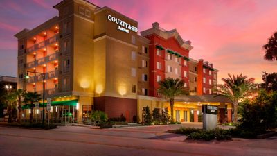 Courtyard DeLand Historic Downtown