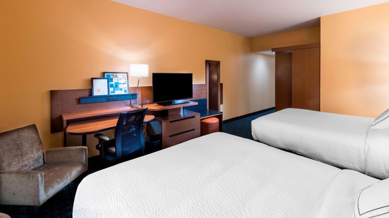 <b>Fairfield Inn & Suites Dallas Waxahachie Room</b>. Images powered by <a href="https://www.leonardoworldwide.com/" title="Leonardo Worldwide" target="_blank">Leonardo</a>.