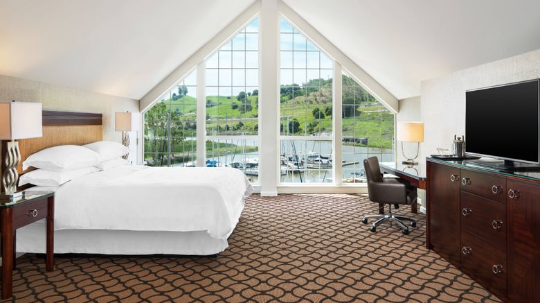 <b>Sheraton Sonoma County - Petaluma Suite</b>. Images powered by <a href="https://www.leonardoworldwide.com/" title="Leonardo Worldwide" target="_blank">Leonardo</a>.