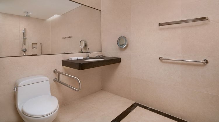 Sheraton Daqing Hotel Room