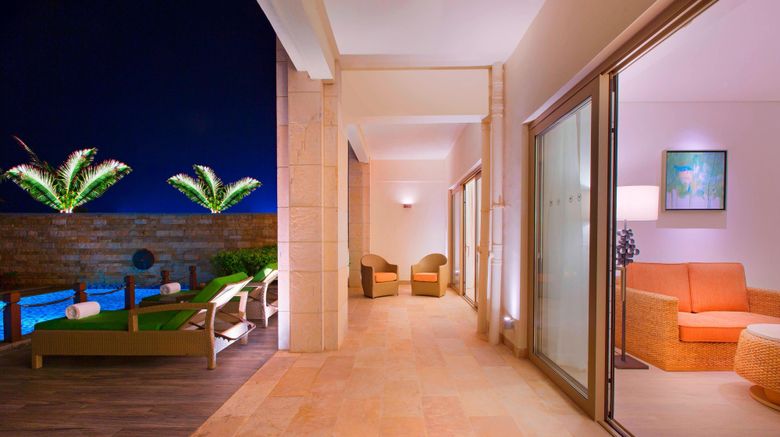 <b>Sheraton Sanya Haitang Bay Resort Pool</b>. Images powered by <a href=https://www.travelagewest.com/Hotels/Sanya-China/