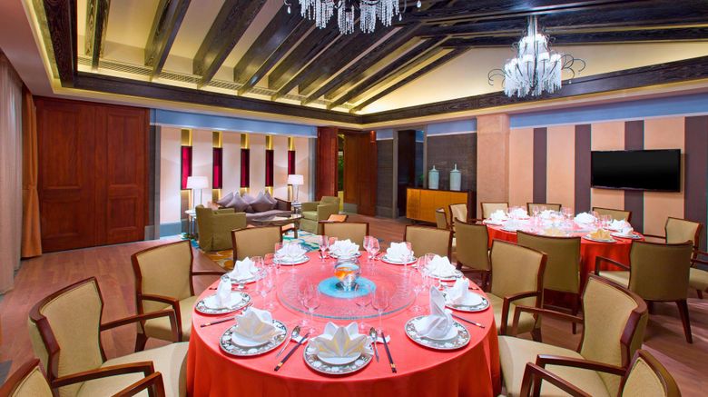 <b>Sheraton Sanya Haitang Bay Resort Restaurant</b>. Images powered by <a href=https://www.travelagewest.com/Hotels/Sanya-China/