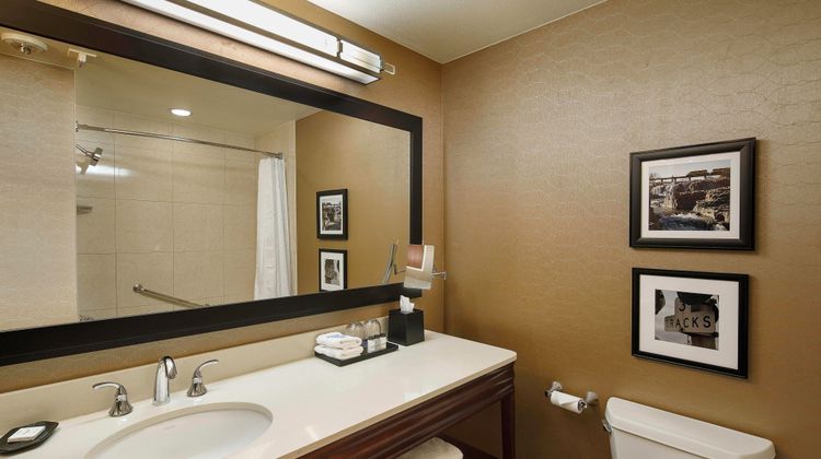 Sheraton Sioux Falls & Convention Center Room