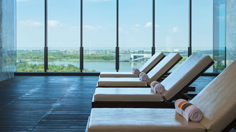<b>Renaissance Suzhou Wujiang Hotel Pool</b>. Images powered by <a href="https://www.leonardoworldwide.com/" title="Leonardo Worldwide" target="_blank">Leonardo</a>.