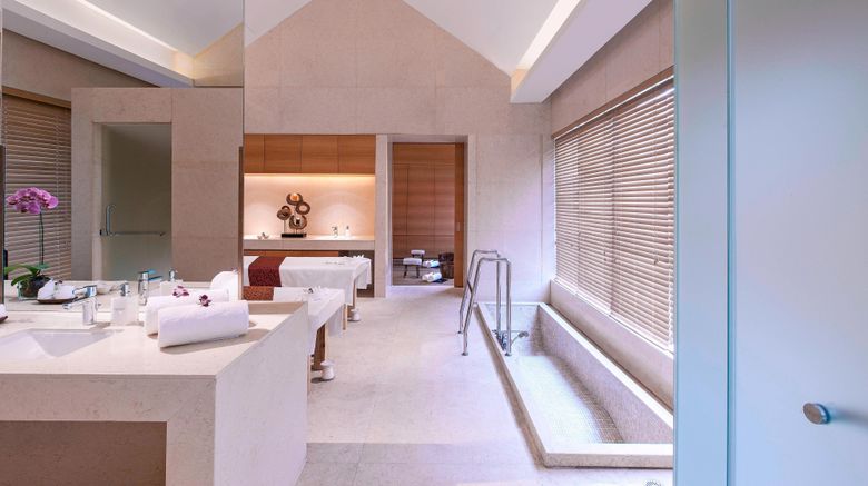 <b>Sheraton Grand Wetland Park Resort Spa</b>. Images powered by <a href=https://www.travelagewest.com/Hotels/Hangzhou-China/