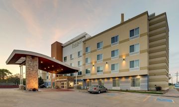 Fairfield Inn & Suites Hutchinson